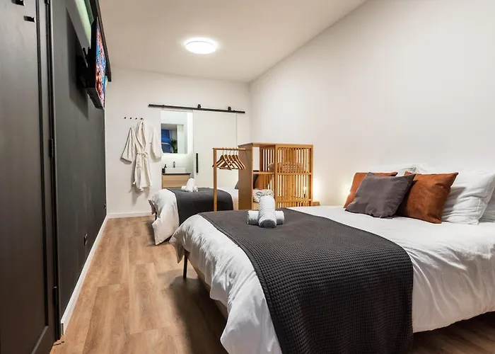 Hidden Pearl of Scheveningen Black Swan beach loft II